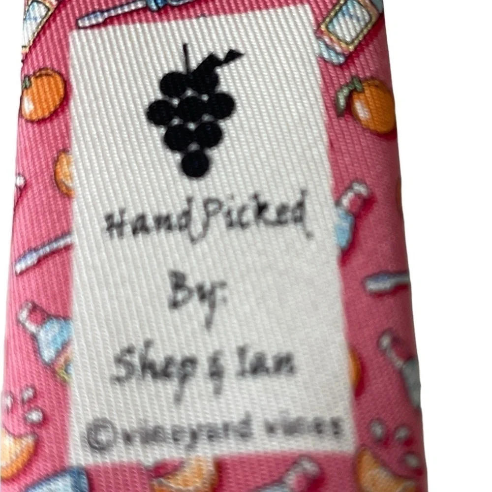 Vineyard Vines Martha 100% Men’s silk Tie Shep and Ian pink screwdrivers